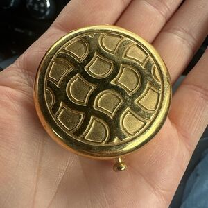 Estée Lauder – Lucidity Translucent Pressed Powder Compact